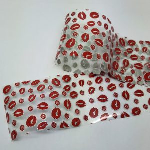 red lips nail foil